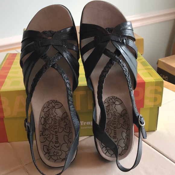 bare traps blue sandals